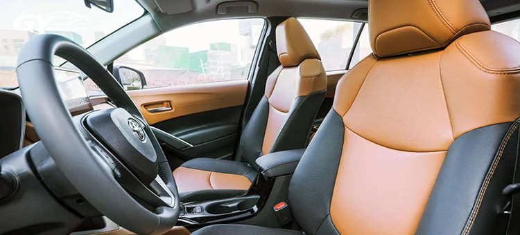 Tech-Savvy and Spacious Interior